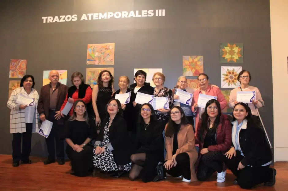 Exposicin plstica realizada por adultos mayores "Trazos atemporales III"