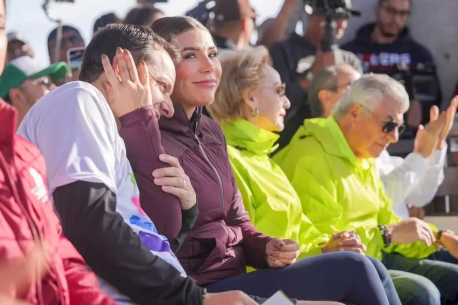 Carrera "Corre con Color" en inauguracin de Parque Esperanto