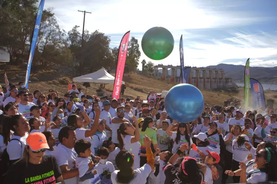 Carrera "Corre con Color" en inauguracin de Parque Esperanto