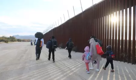 VIDEO: Traficantes de migrantes controlan frontera en zona de Jacumé