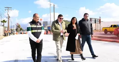 Supervisa alcaldesa Montserrat Caballero construcci�n de carril lento en Blvd. L