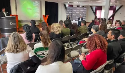 Reconoce Oficial�a Mayor a personas servidoras p�blicas como enlaces de profesio