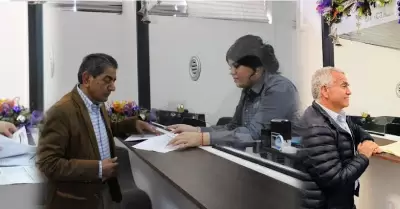 Dos ciudadanos comienzan recolección de firmas para candidatura independiente a 