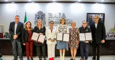 Estrecha Marina del Pilar Lazos de colaboraci�n educativa con la Rep�blica de Cu