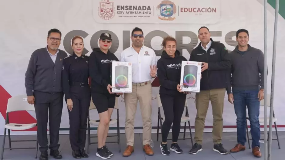 Reconocimiento contingentes y deportistas