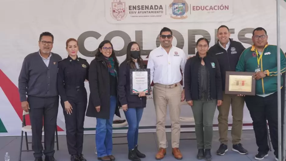 Reconocimiento contingentes y deportistas