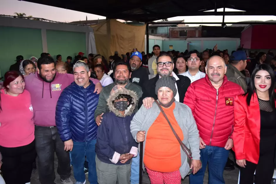 Lderes comunitarios del PT se suman con Erik "Terrible" Morales