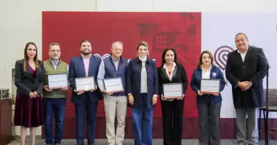 Reconoce gobierno de Marina del Pilar a empresas que promueven los derechos huma