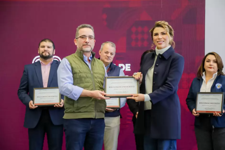 Reconoce gobierno de Marina del Pilar a empresas que promueven los derechos humanos