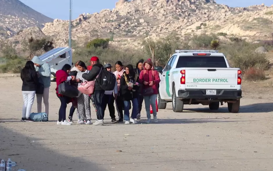 Se duplican los cruces irregulares a EU comparado a los de CBP One