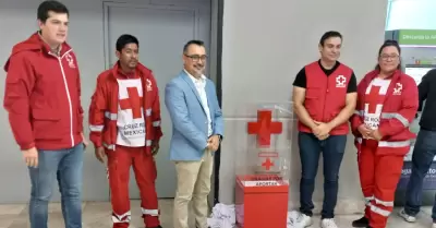 Colocan alcanca para donar a Cruz Roja en Aeropuerto Internacional de Hermosill