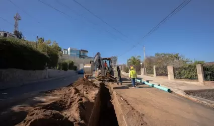 Avanza CESPTE trabajos de reposici�n de red de alcantarillado sanitario en colon