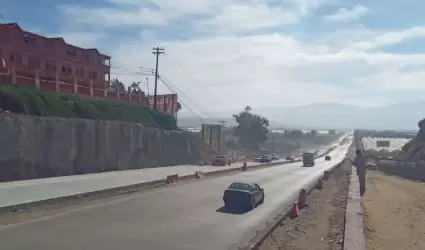 Avanza la SICT en la modernizaci�n de la carretera Chapultepec-Maneadero