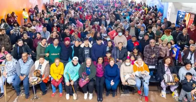 Da de Reyes con familias del DIF