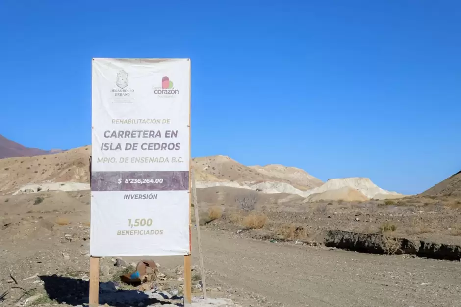 Carretera en Isla de Cedros