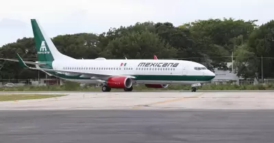 Primer vuelo de Mexicana de Aviacin