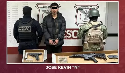 Detienen FESC y SEDENA a hombre con armas de fuego en Mexicali