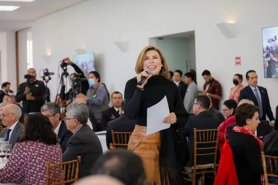 Participa Marina del Pilar en reuni�n de embajadores y c�nsules 2024