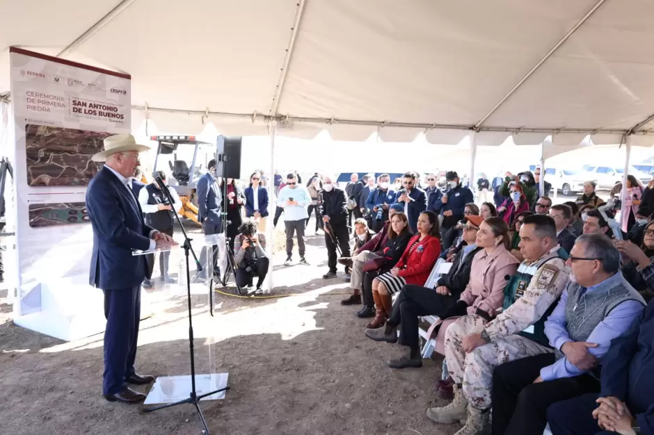 Ken Salazar en Tijuana