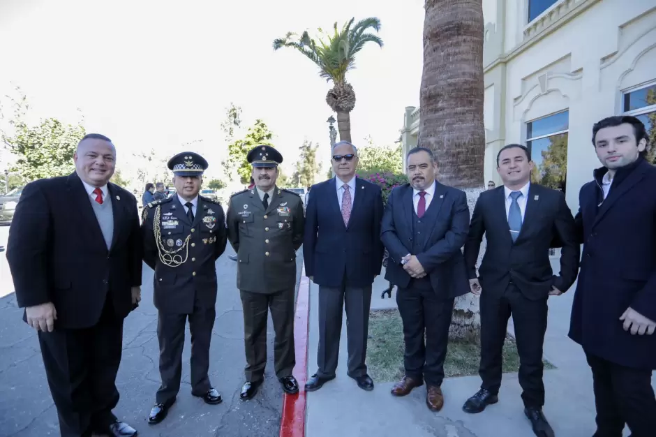 Conmemora gobierno del estado 72 aniversario de Baja California