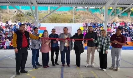 Avanza Secretaria de Educaci�n con entrega de obras de infraestructura en escuel