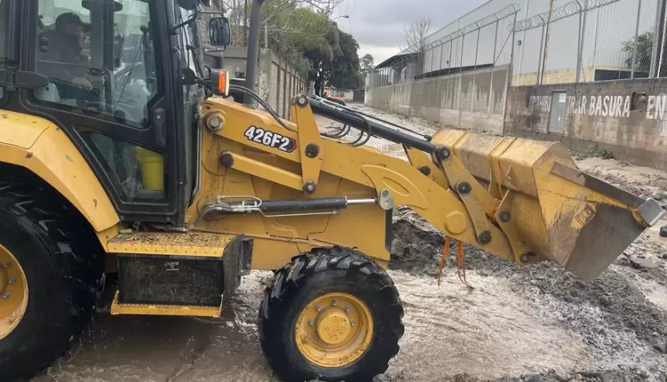 Refuerza Ayuntamiento de Tijuana labores de limpieza de vialidades tras lluvias