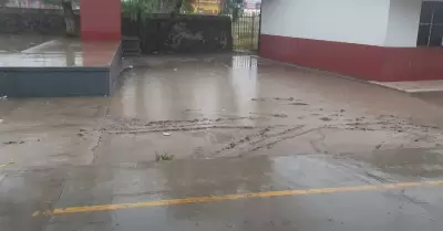 Primaria del Ejido Ojo de Agua se inunda cada vez que llueve; piden ayuda a las 