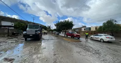 Limpieza de privadas afectadas en Riberas del Bosque