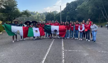 Alumnos de Preparatoria CETYS en el FIE Guatemala