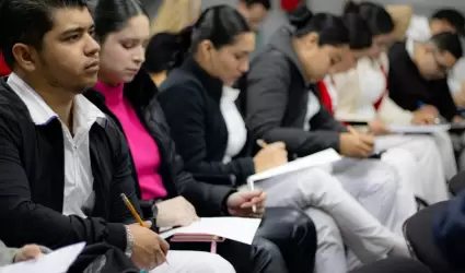 Reciben capacitaci�n j�venes prestadores de servicio social de la JSSM