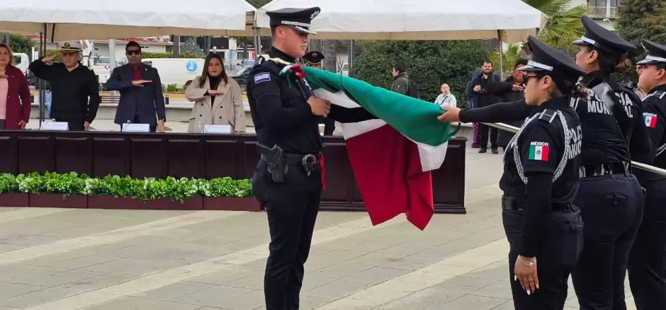 Conmemoran CVII Aniversario de la Promulgacin de la Constitucin de 1917