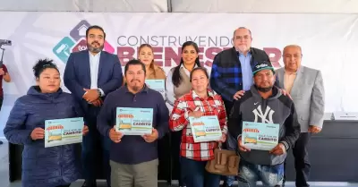 Invierte Alcaldesa Montserrat Caballero m�s de un mill�n de pesos en equipo para