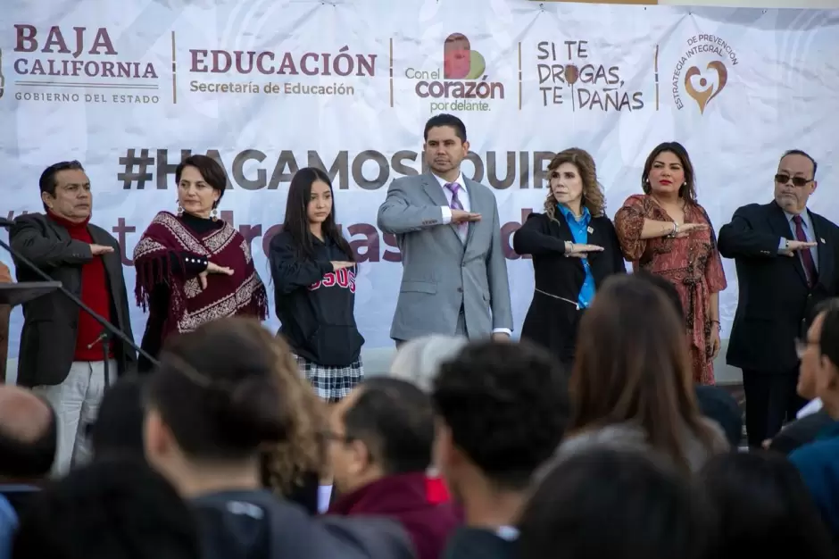 Regresan a clases ms de 120 mil estudiantes de preparatoria en el Estado