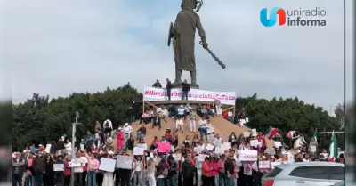 Tambin en TJ se sumaron a la "Marcha por la Democracia"; participacin fue limi