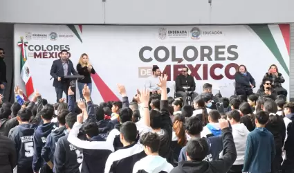 Ceremonia Cvica "Colores de Mxico" en Secundaria Moiss Senz Garza