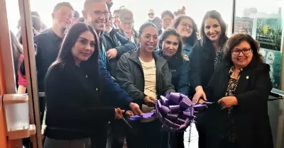 Inaugura SEPESCA BC exposici�n fotogr�fica: rol de la mujer en la pesca