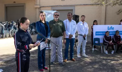 Donacin de mobiliario para escuelas pblicas