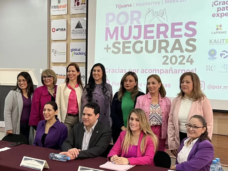 Ofrecern taller de defensa personal a 100 mujeres de la Industria