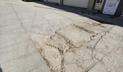 Construccin de 25 casas en reas verdes da 12 casas en Hacienda Linda Vista