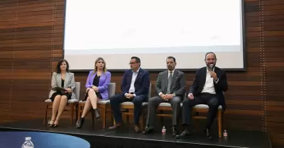 Panel "Talento: el factor diferenciador del xito en la promocin de Tijuana"