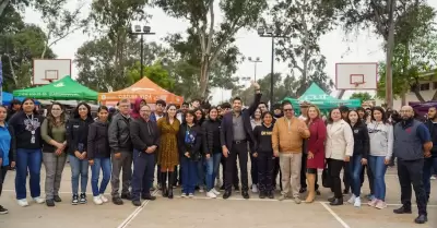 Inaugura Armando Ayala la Feria Vocacional en el Cobach Ensenada