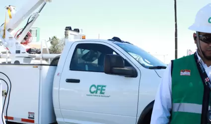 Moderniza CFE flota vehicular