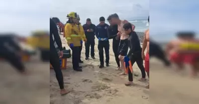 Rescatan a migrante intentando cruzar de manera ilegal a EU desde Playas de Tiju