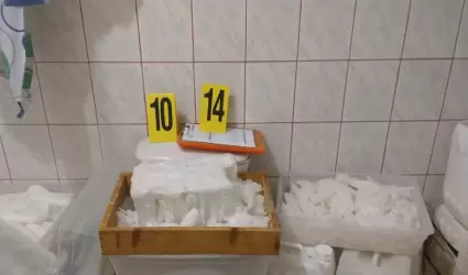 FGR asegura metanfetamina y diversas sustancias en inmueble en Mexicali