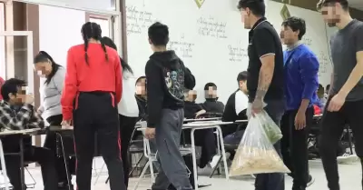 Usuarios de centros de rehabilitaci�n participan en taller de compostaje dom�sti