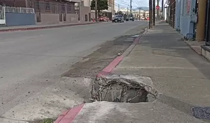 Vecinos de la colonia Leos Montoya llevan medio ao con hundimiento de alcantari