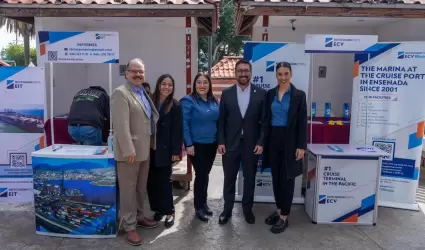 Acuden m�s de 300 personas a feria de empleo en Ensenada: