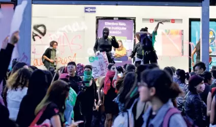 Protesta con motivo del 8M