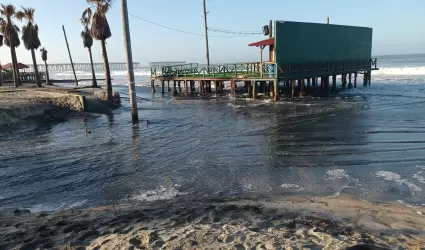 Playas locales por alto oleaje