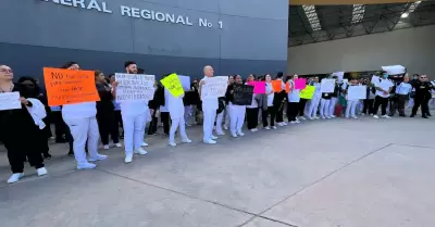 Trabajan bajo protesta en el HR#1 del IMSS